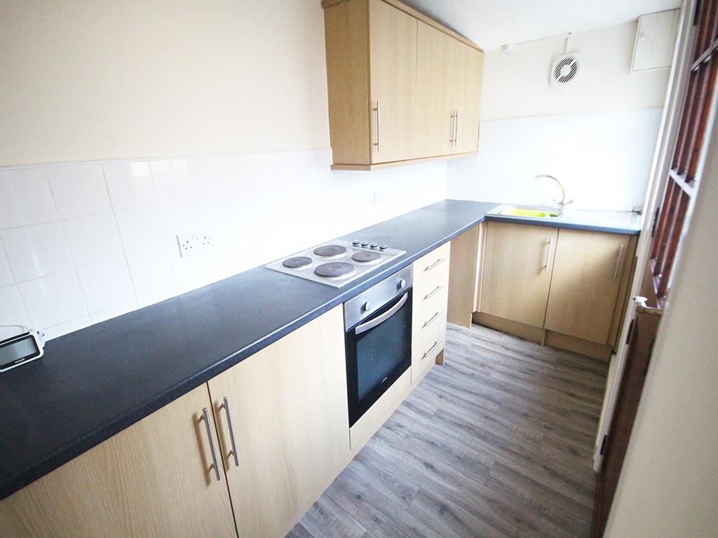 2 bedroom end terrace house To Let in Barnoldswick - IMG_4179.jpg